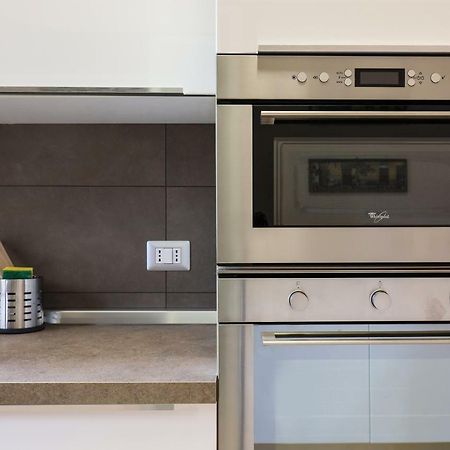 Primopiano - Sammartini Apartment Milan Bagian luar foto
